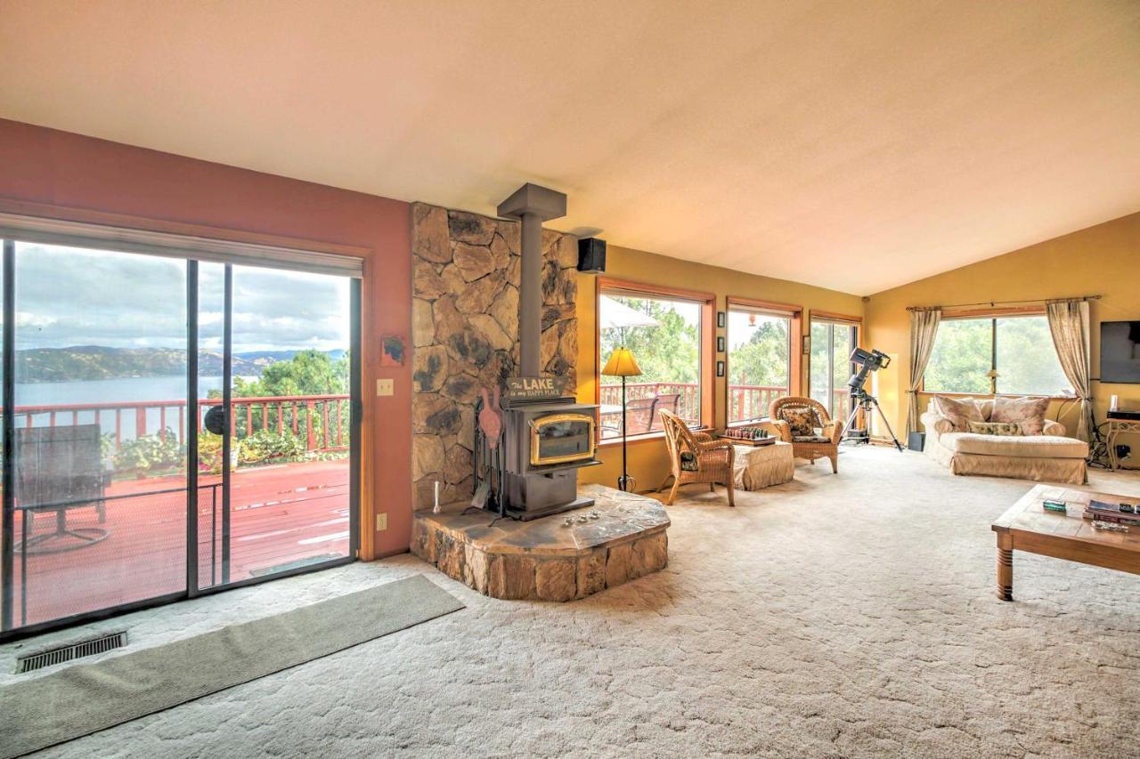 Spacious Kelseyville Home With Large Lakefront Deck! Exterior foto