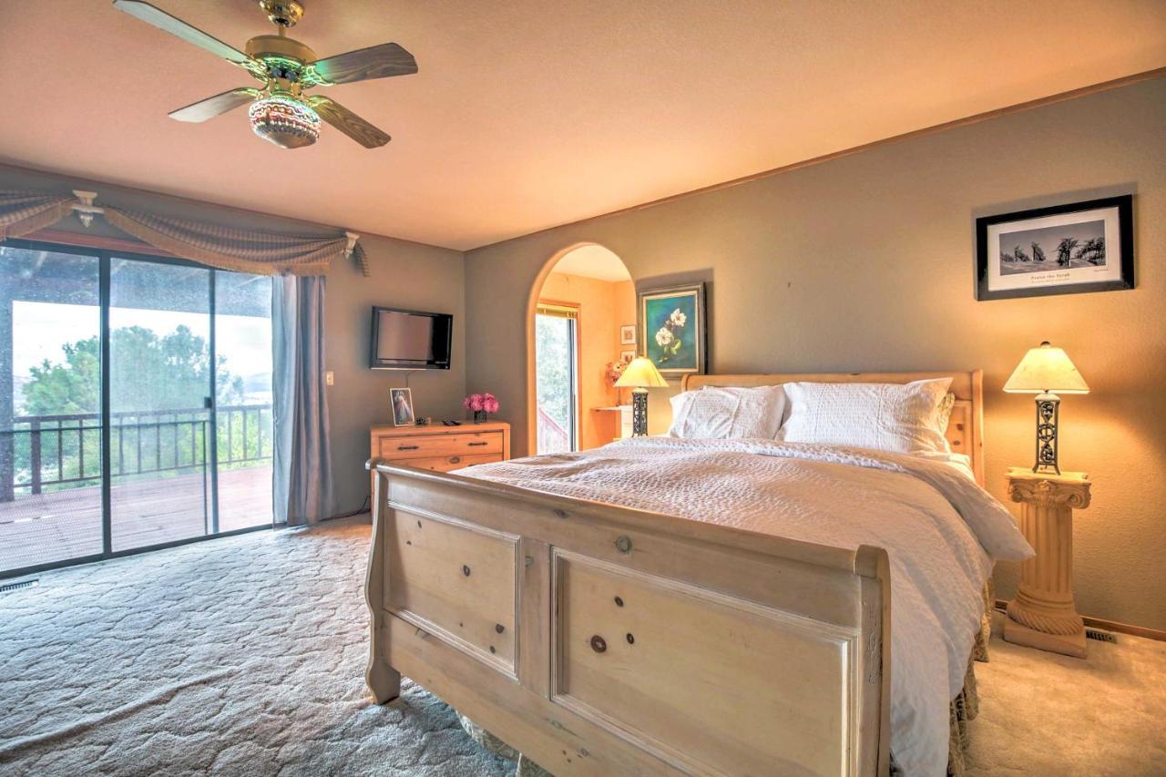 Spacious Kelseyville Home With Large Lakefront Deck! Exterior foto